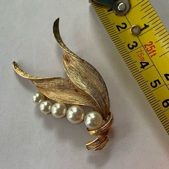 Vintage Faux Pearl Corn Brooch - Picture 2 of 11